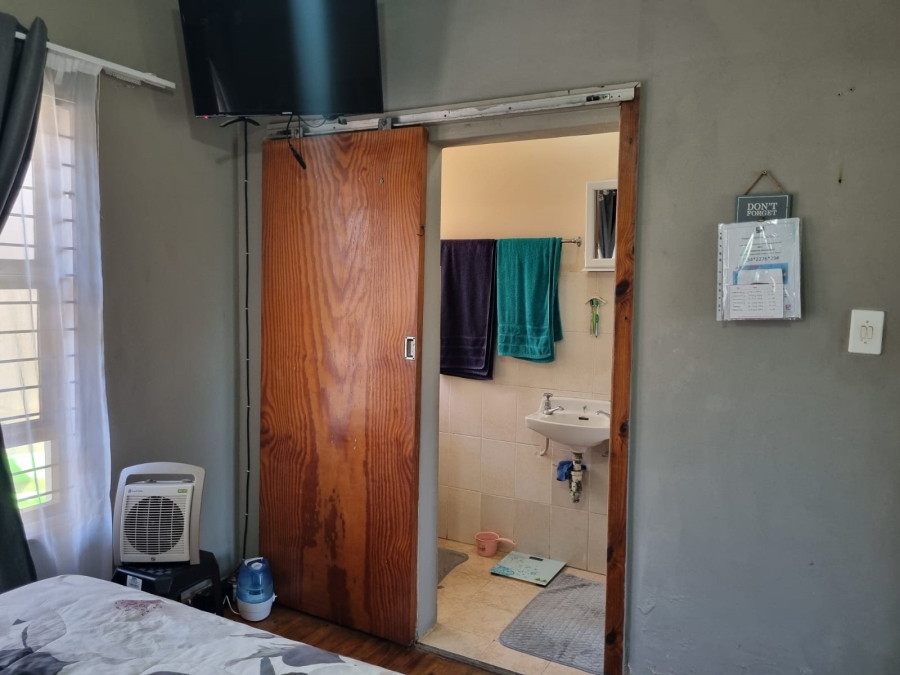 3 Bedroom Property for Sale in Van Riebeeck Hoogte Eastern Cape